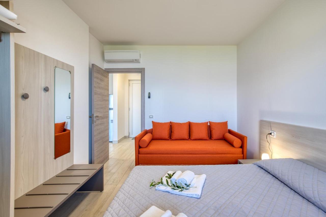 Pinini Country Apartments Мальчезине Экстерьер фото