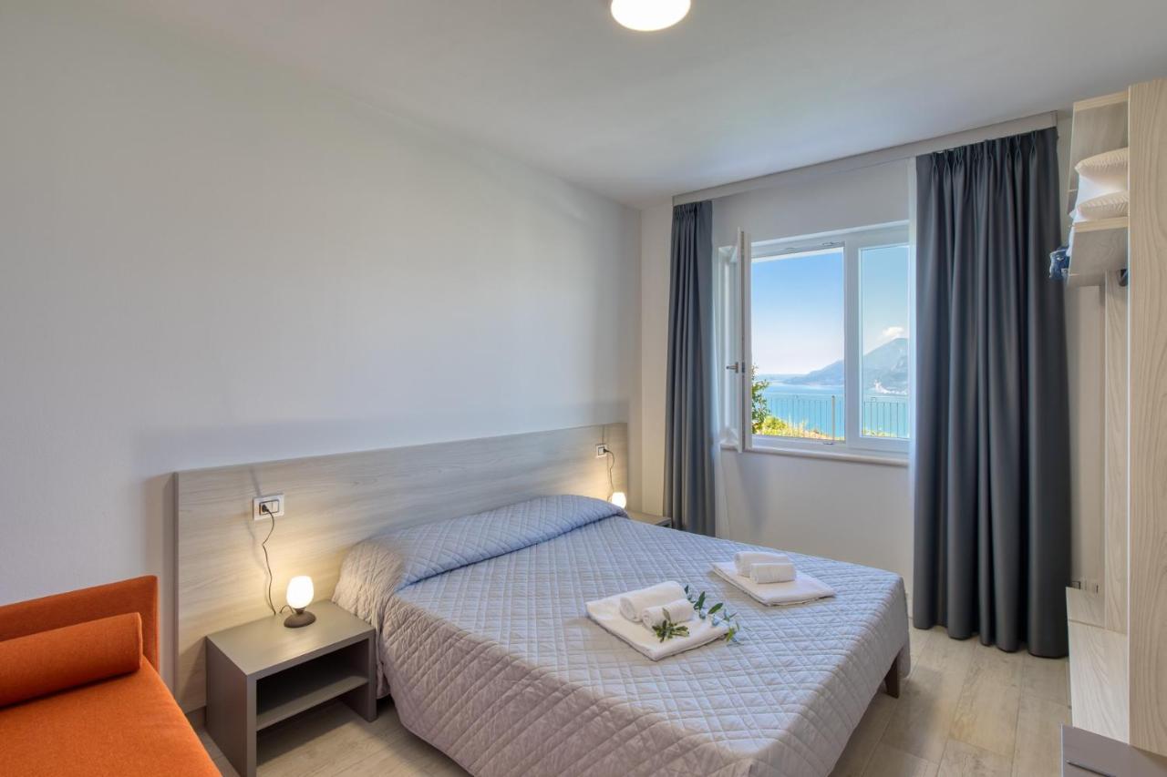 Pinini Country Apartments Мальчезине Экстерьер фото